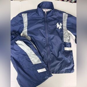 Yankees Youth Windbreak Pants and Jacket Set Size XL